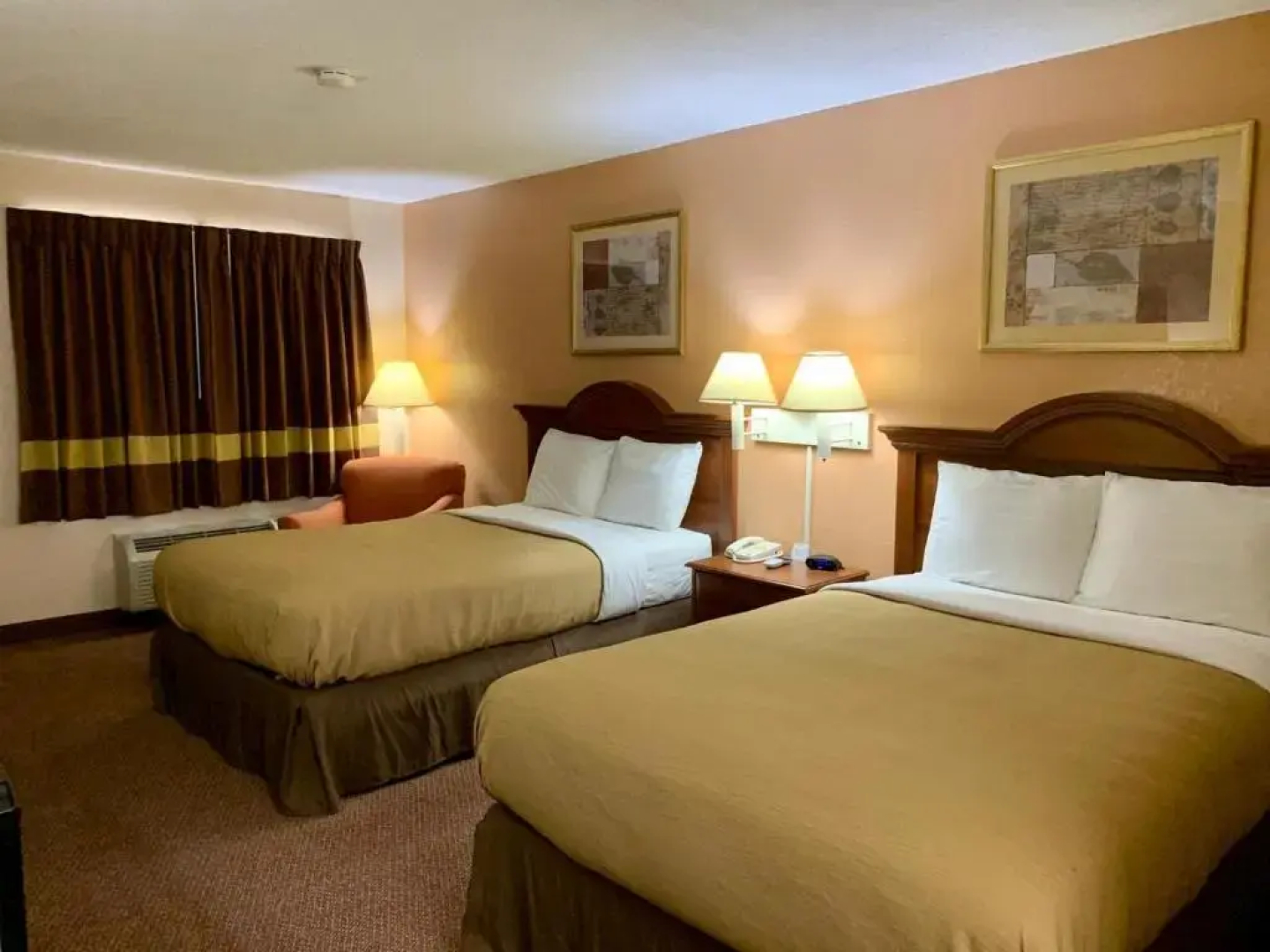 Owensville Motor Inn