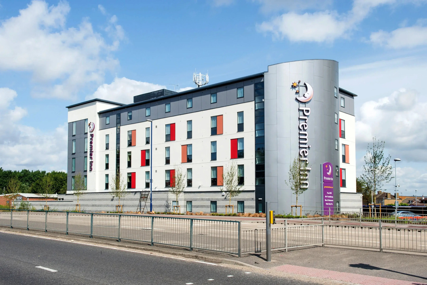 Premier Inn Chatham/Gillingham - Vic Pier