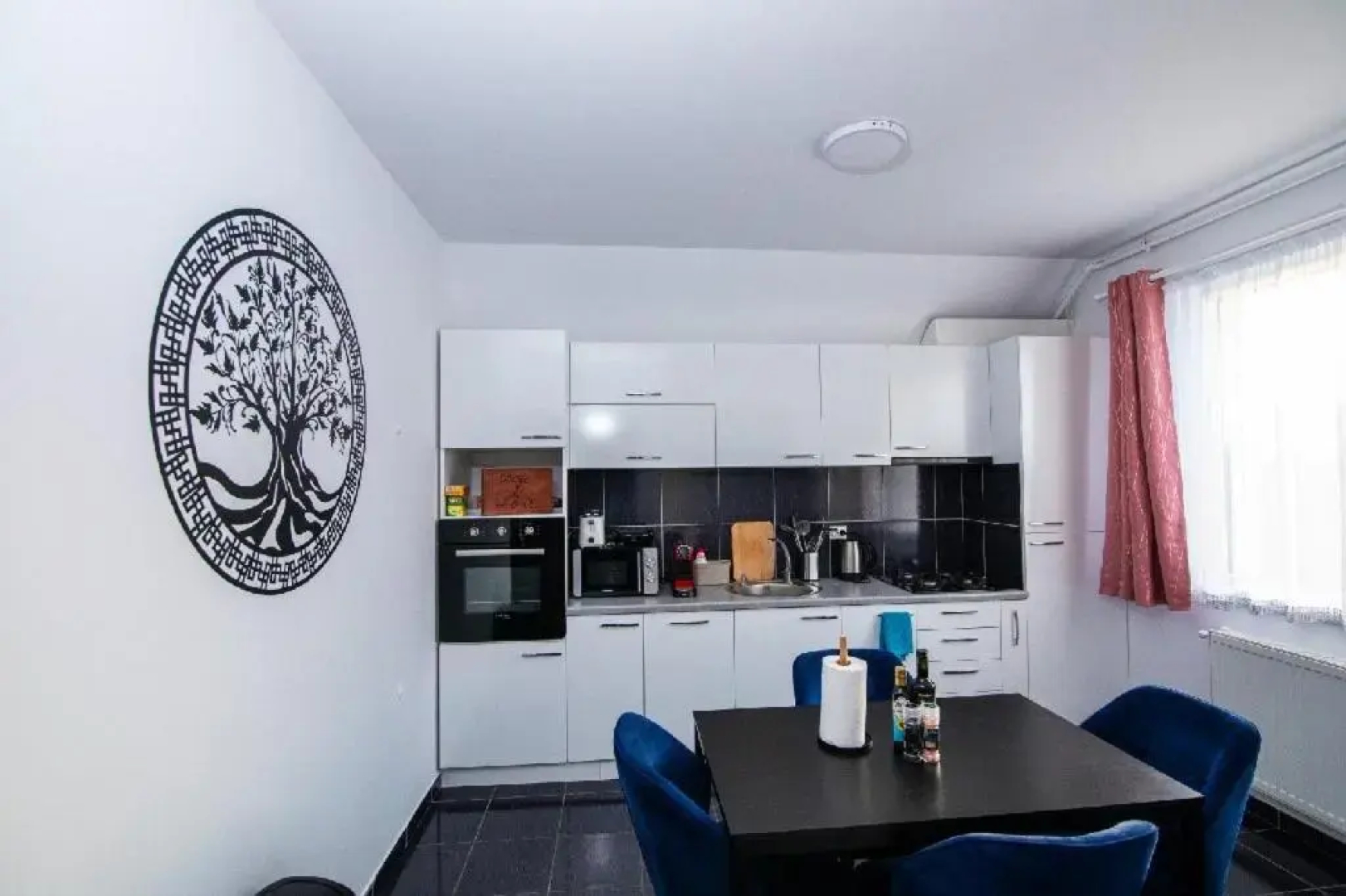 N & G Apartments