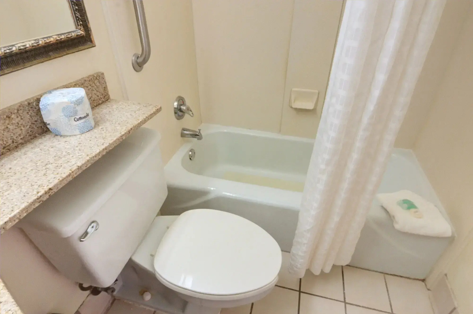 Holiday Inn Gainesville - University Center by IHG