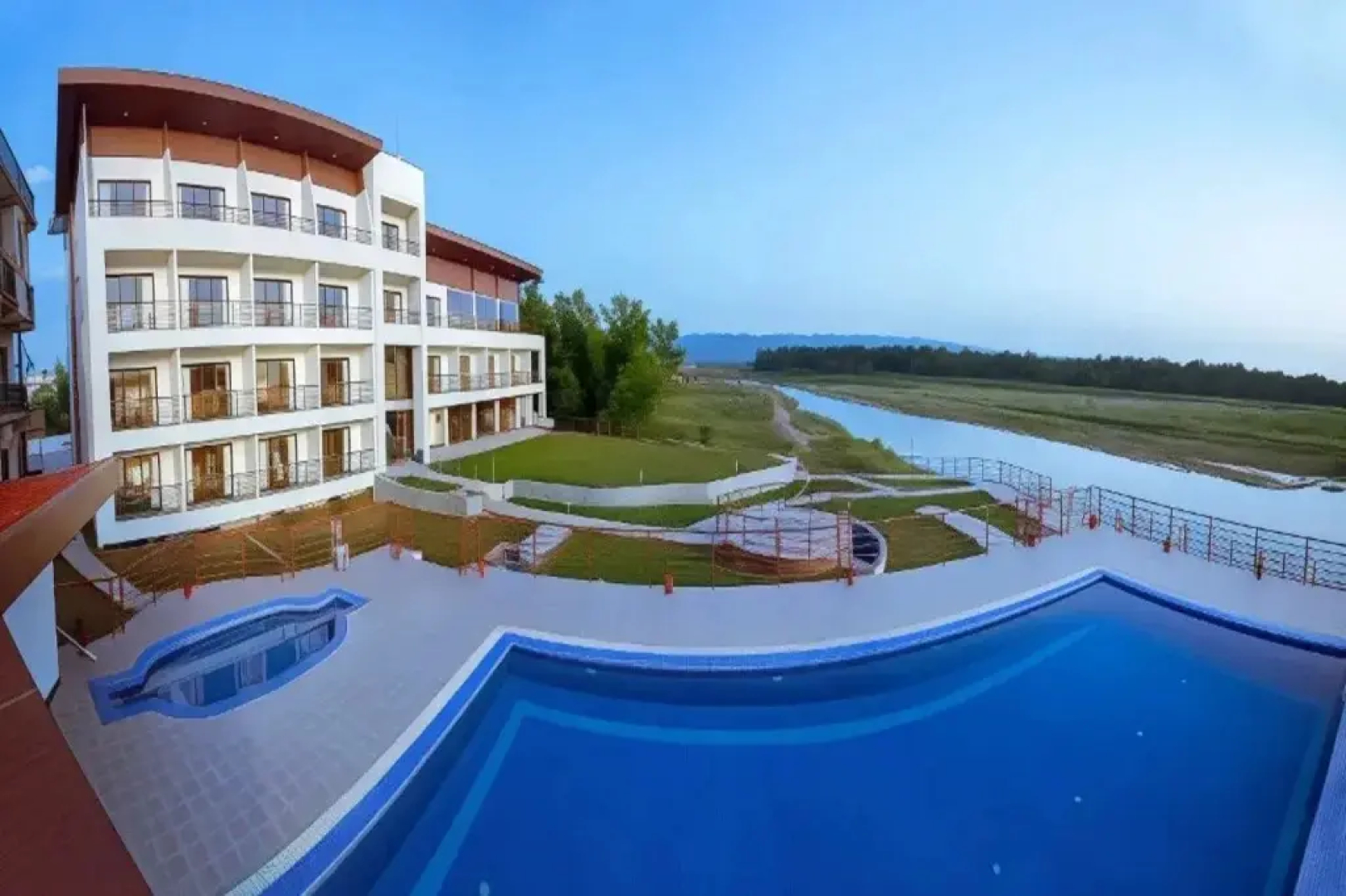 Royal Tiger Safari Resort