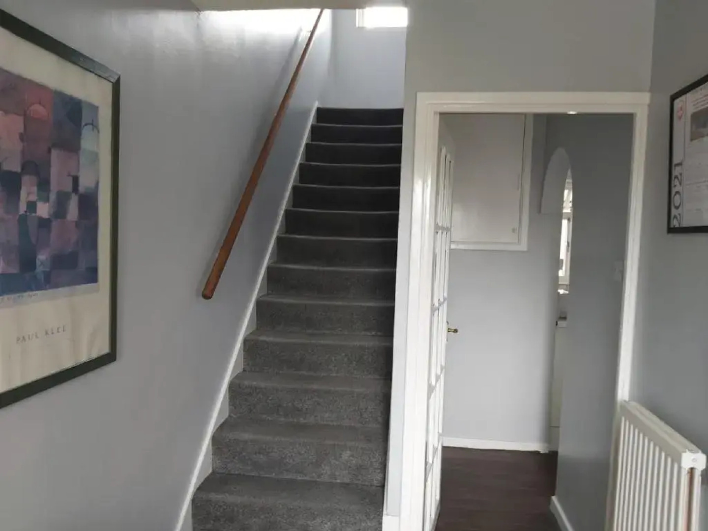 Eddiwick House - Huku Kwetu Dunstable -Spacious 3 Bedroom House- Sleeps 6 - Suitable & Affordable Group Accommodation - Business Travellers