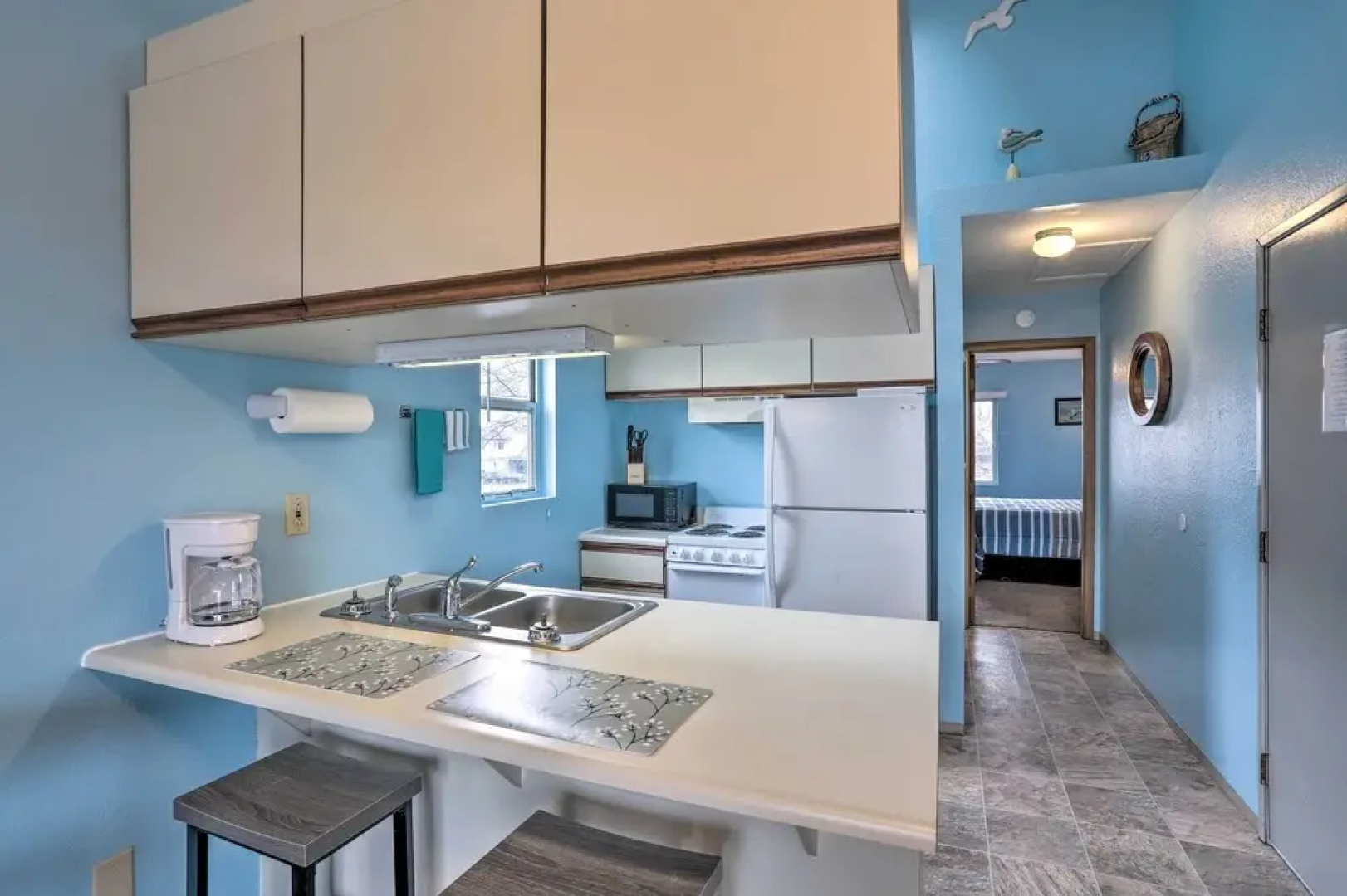 Condo w/ Balcony, Dock & Access to Lake Erie