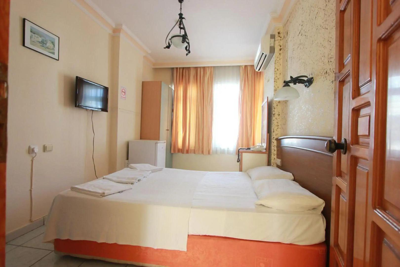 Elegant Baronessa Apart Hotel