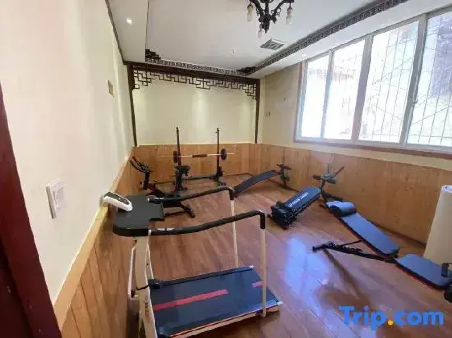 Rui Xi Manju City View Hotel (Luo Bulin Plaza Kangbei Wealth Center Branch)