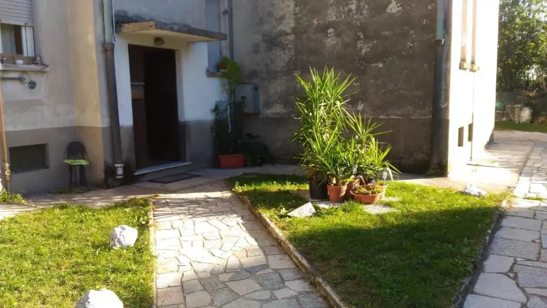 Sweetheart Apartment