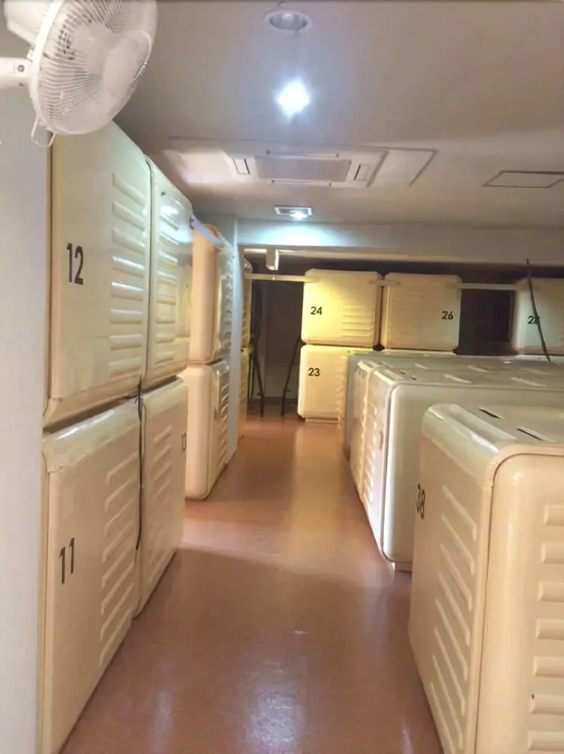 Capsule Hotel Shonan