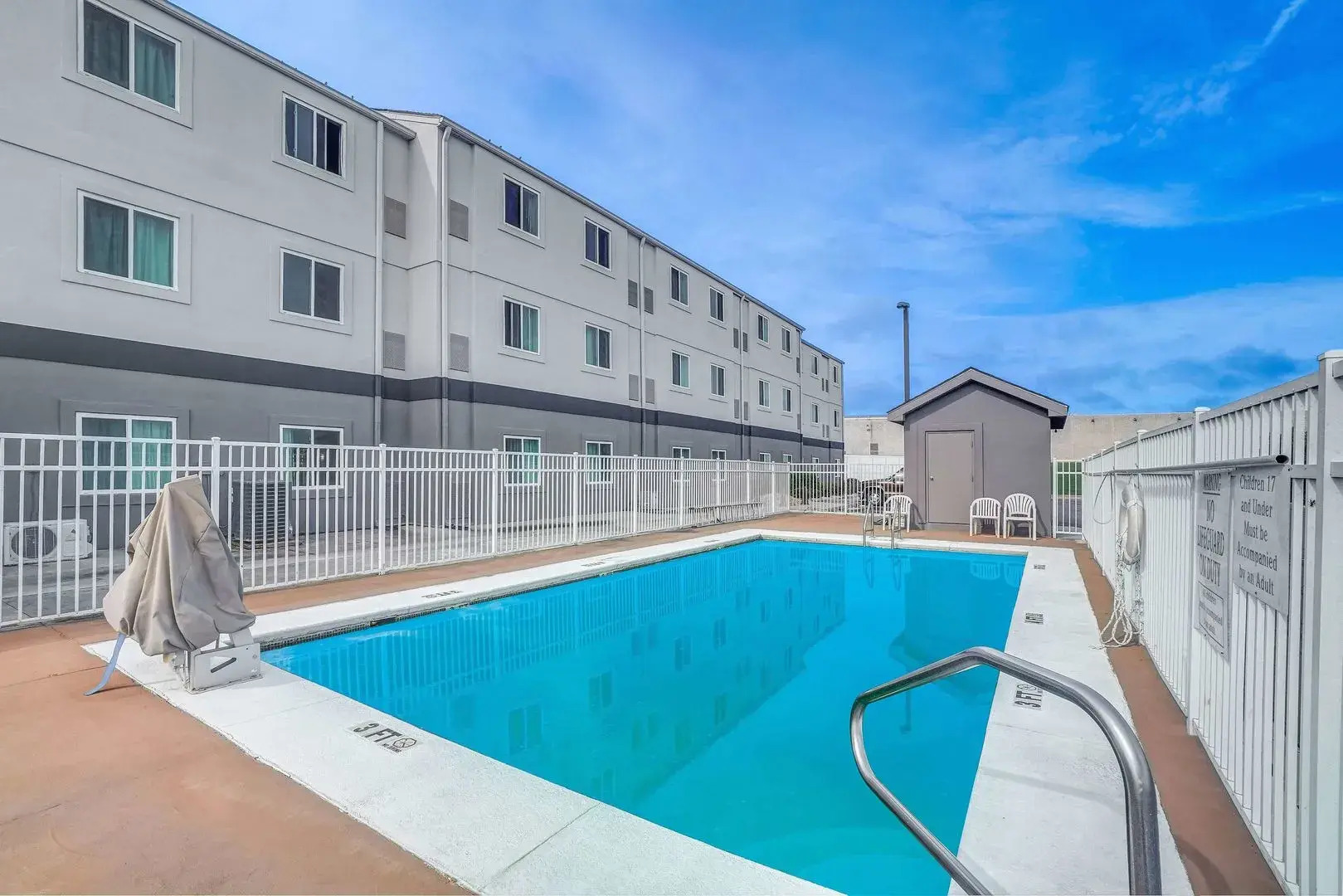 Motel 6 Montgomery, AL - Airport