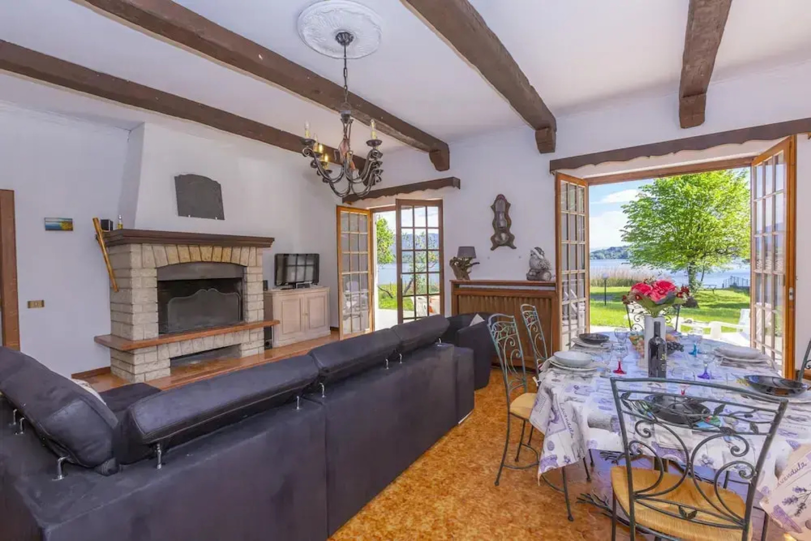 Villa Martine Au Bord Du Lac