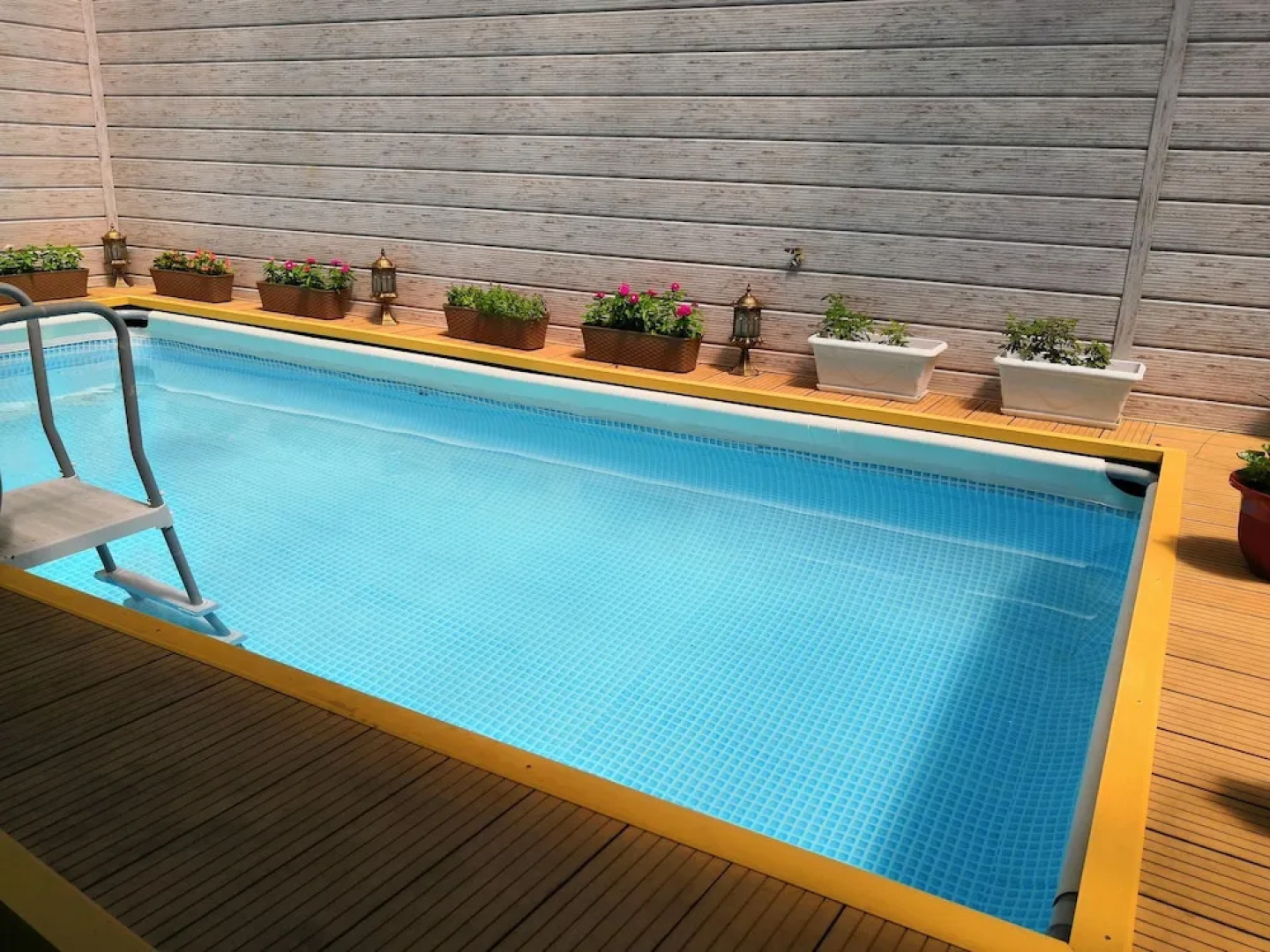 Restaurant and hotel complex «Corsica»