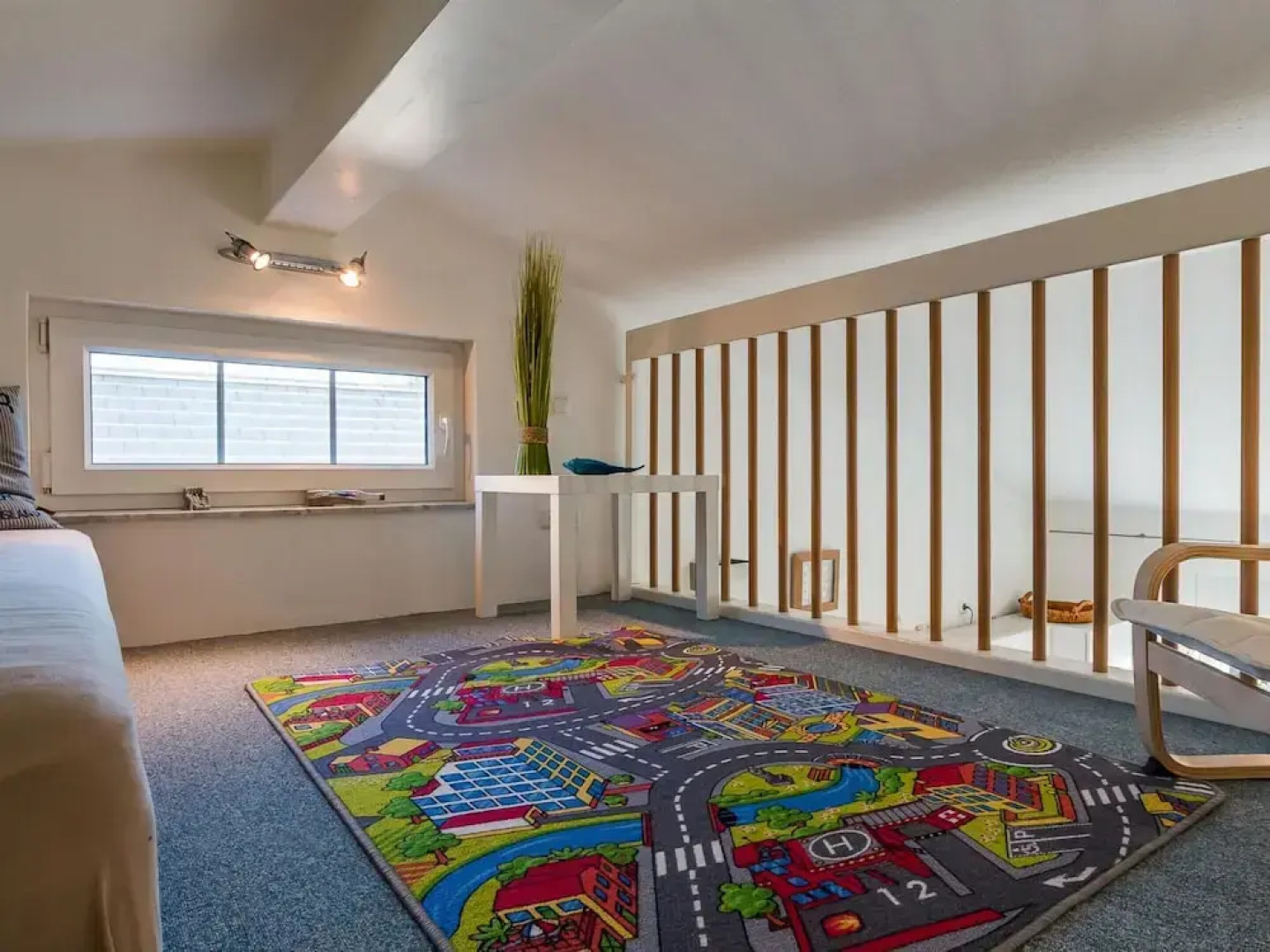 Seahorse Modern Retreat