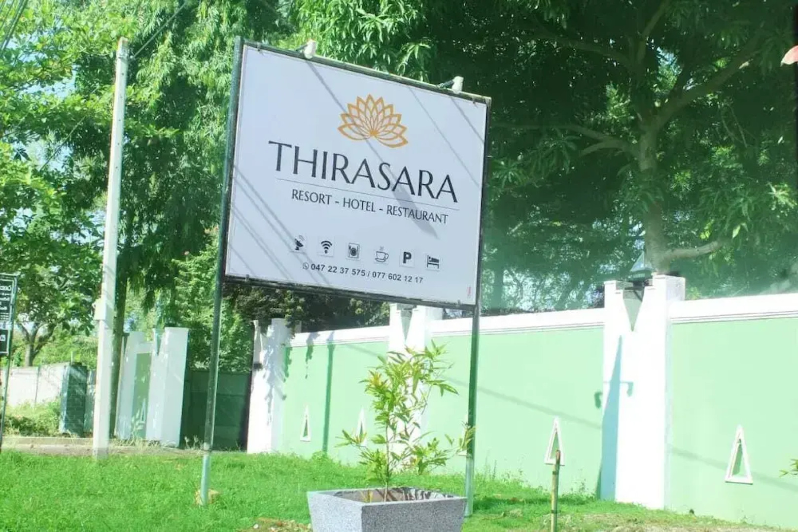 Thirasara Holiday Inn