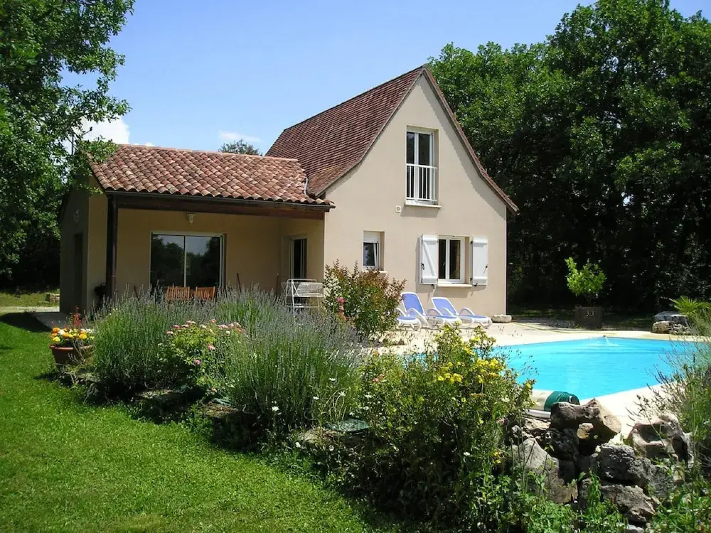 Villa With 4 Bedrooms in Loubressac, With Private Pool and Enclosed Garden