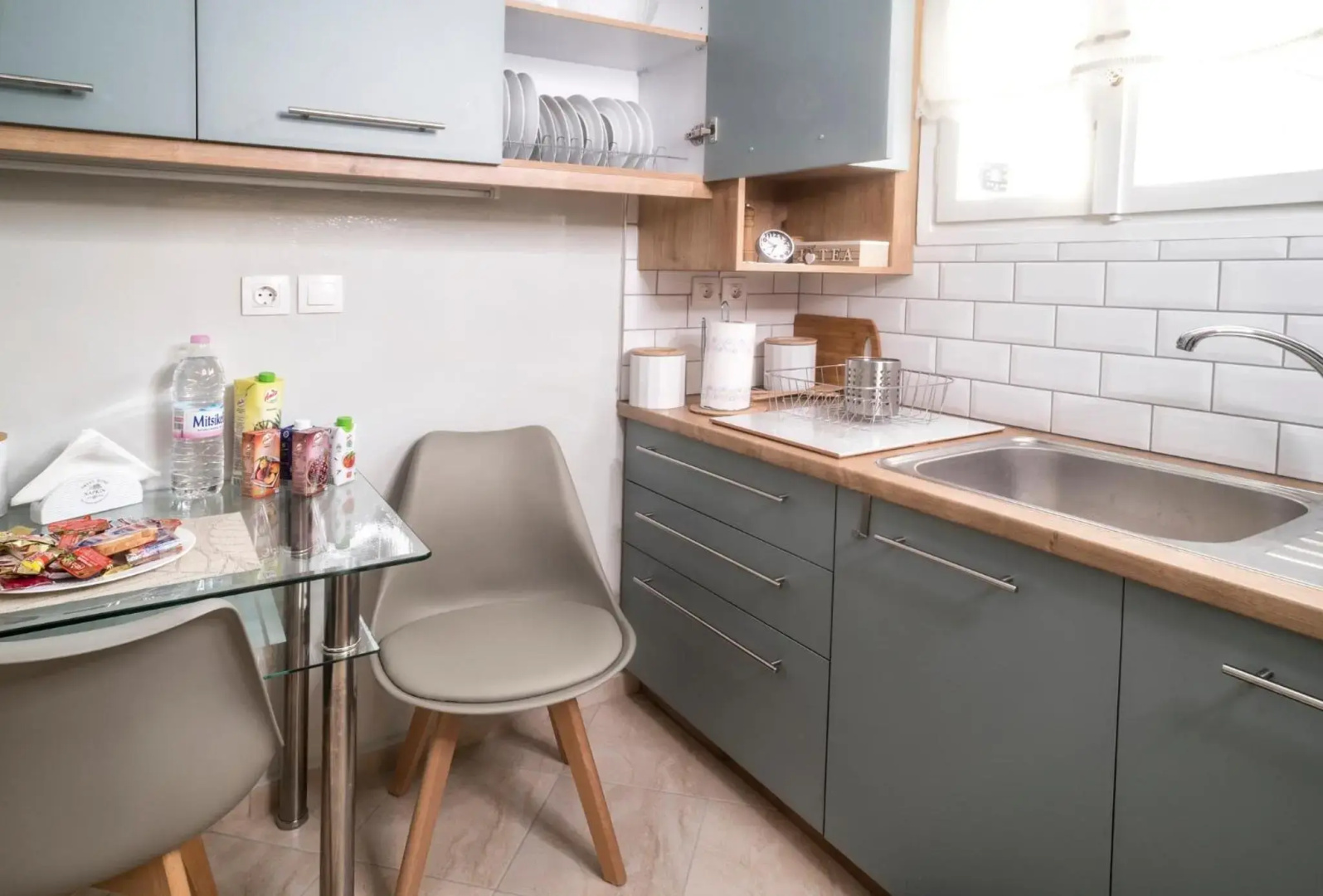 Mary's Dreamy Maisonette