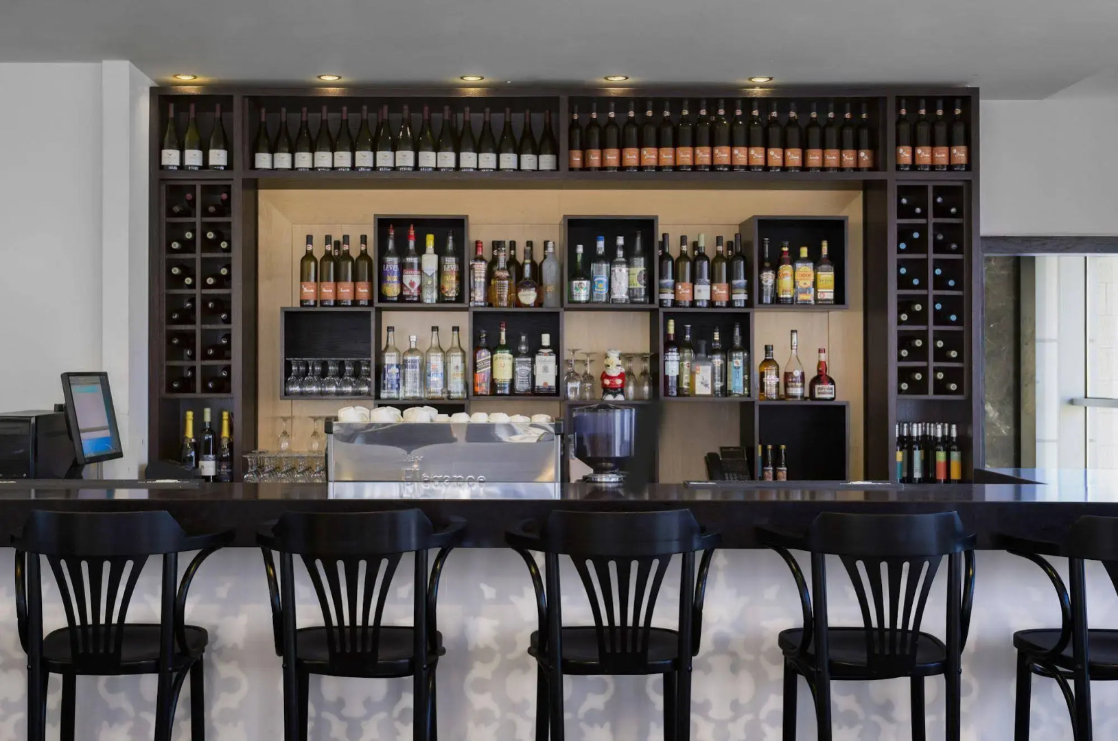 Golden Crown Old City Hotel