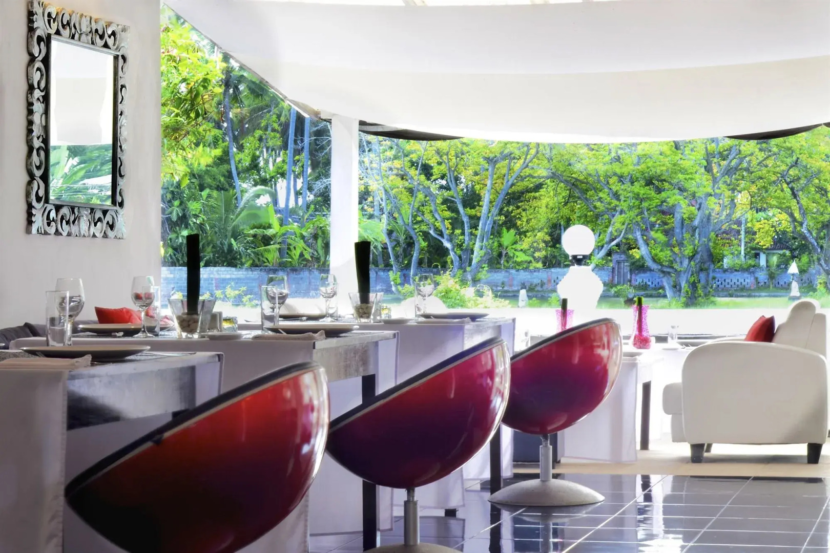 Le 48, Zen & Happy Resort