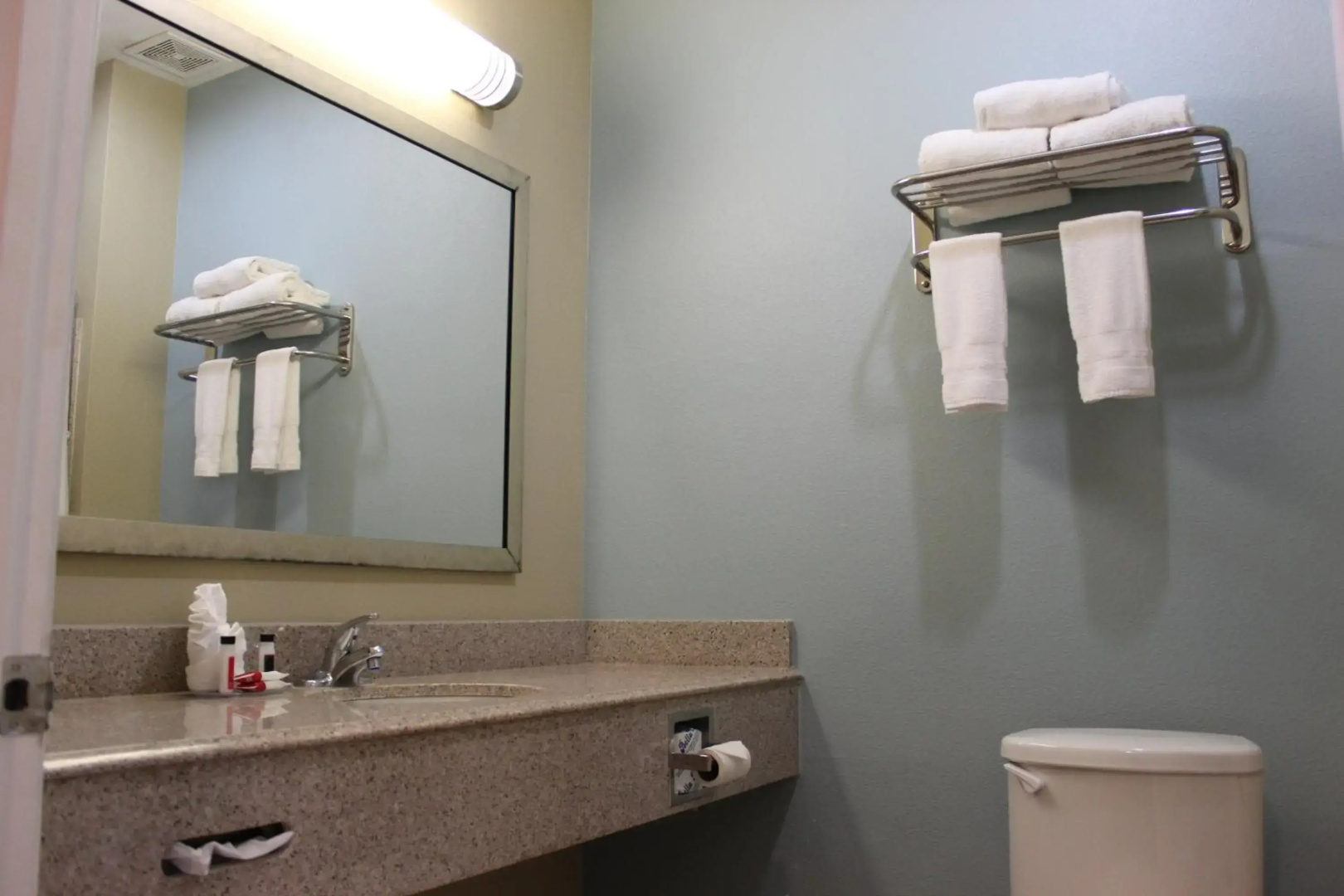 Horizon Inn & Suites - Pearsall