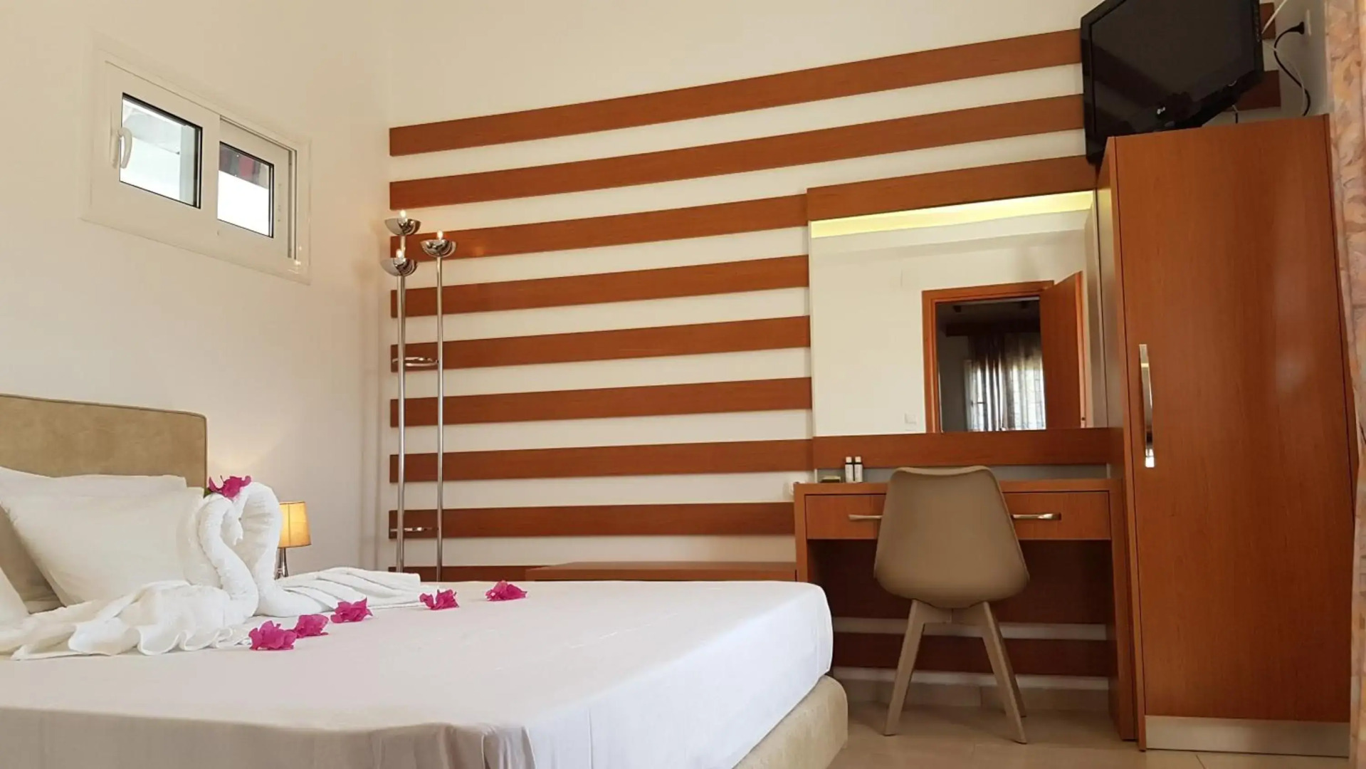 Pauls Garden Studios