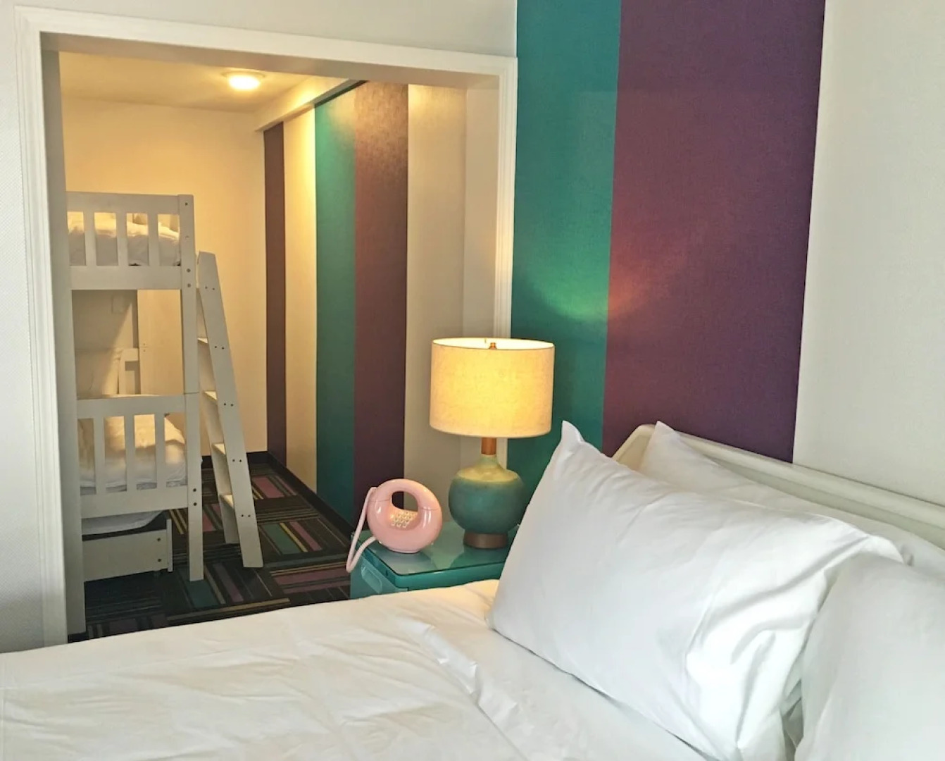 Abbott Villa on the lake (closed - visit new business Hotel Zed)