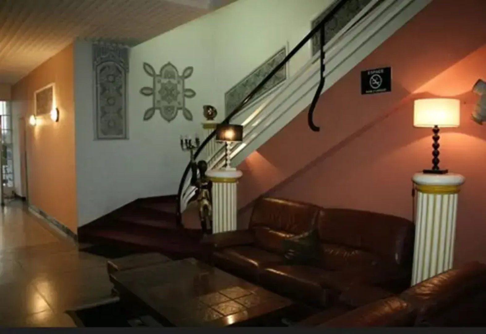Ambassy Hôtel