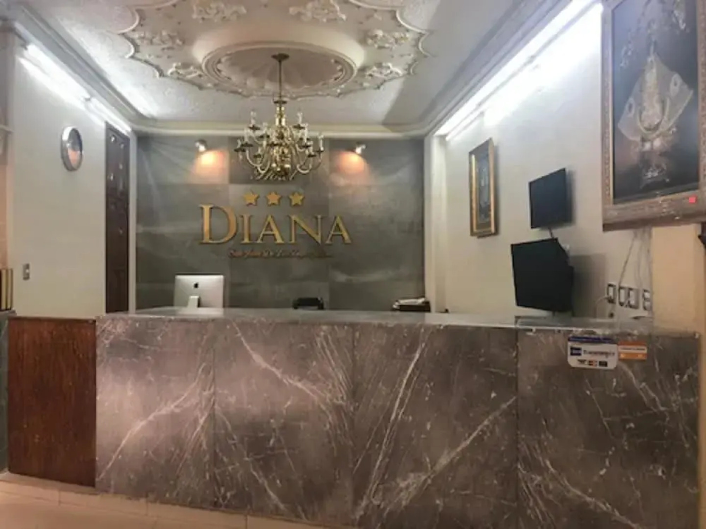 Hotel Diana