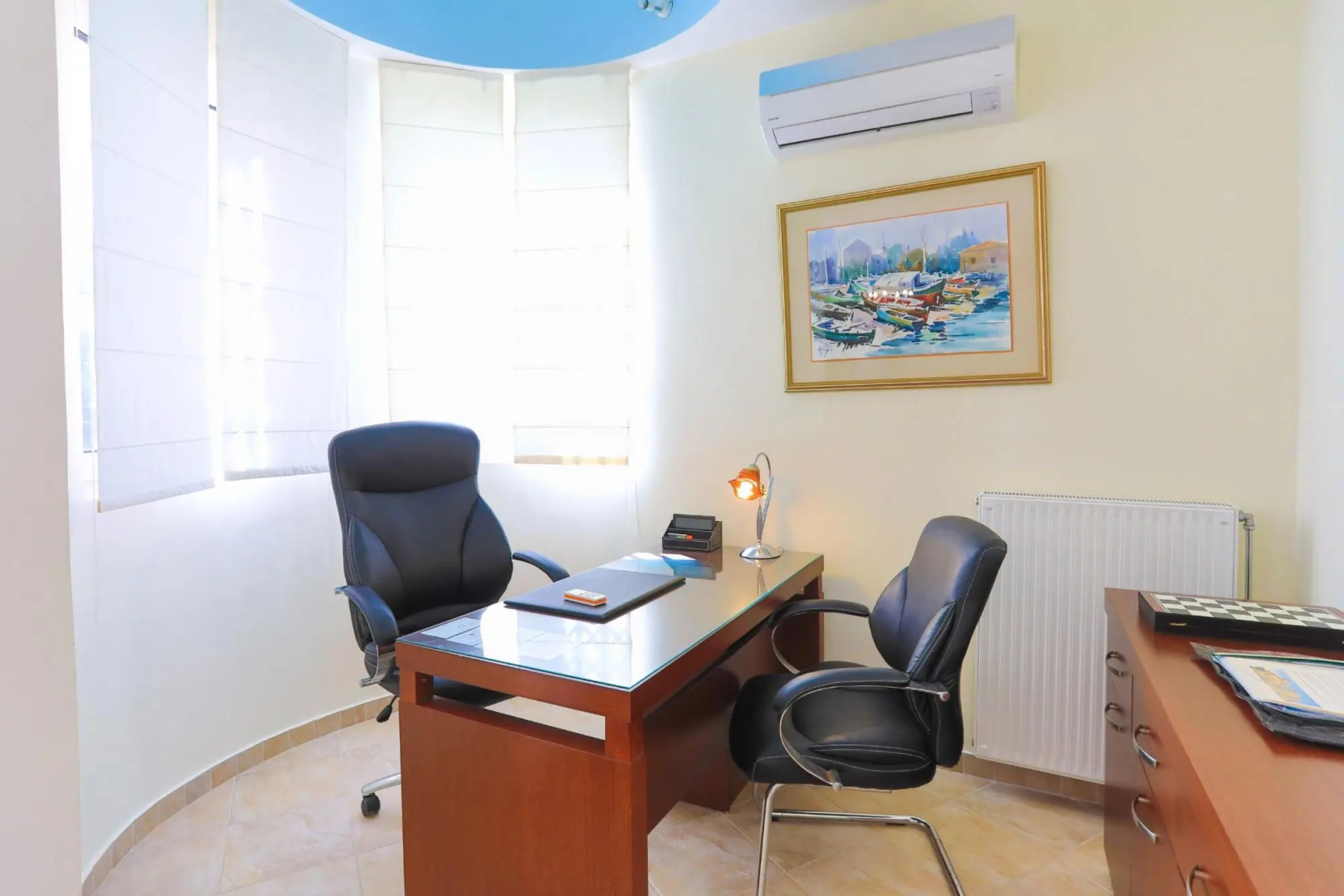 Captain Alex Villa Ena