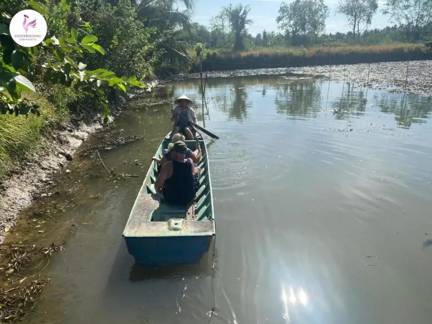 Rooster Mekong Garden & Villas