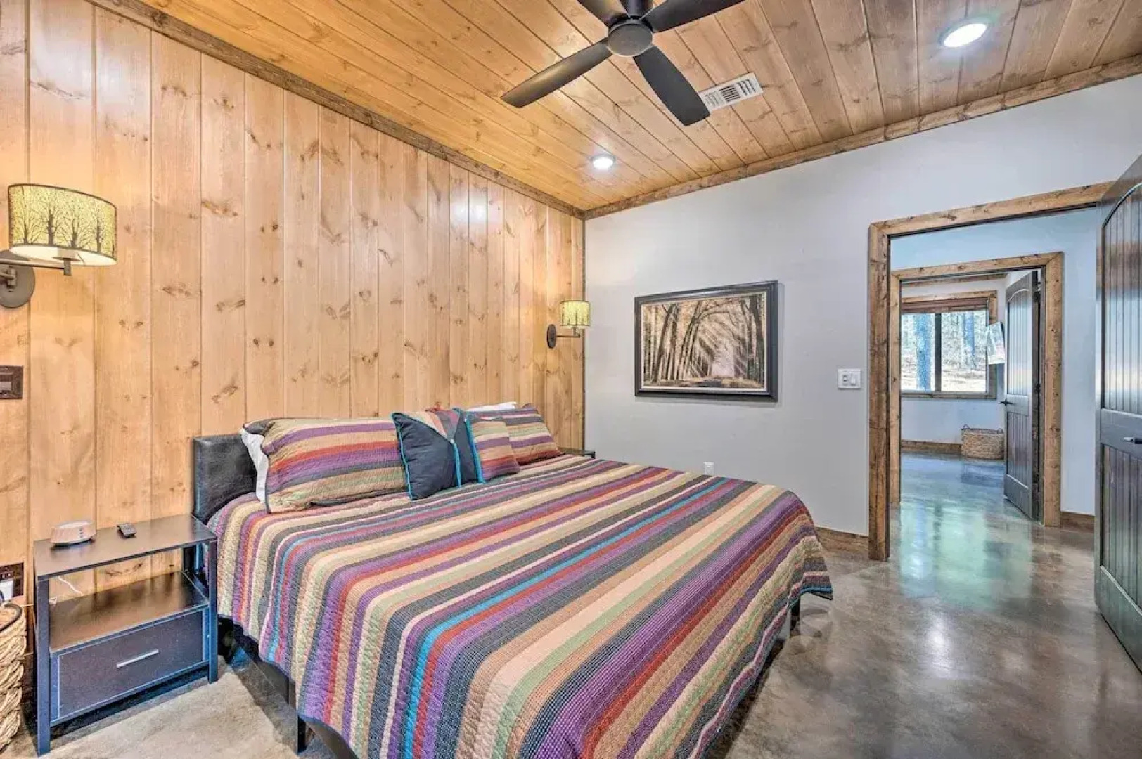 Broken Bow 'lazy Dog Lodge' w/ Hot Tub, Pool Table