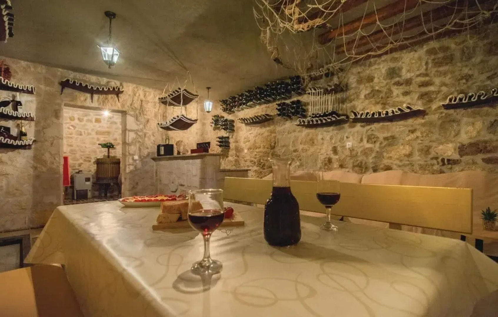 Nice Home in Kucice With Wifi and 4 Bedrooms