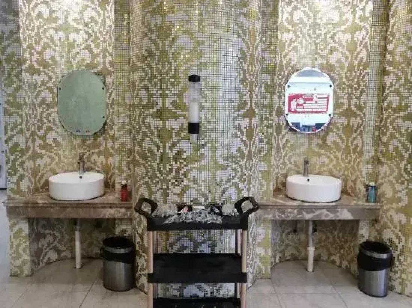 Yilongwan Leisure Club