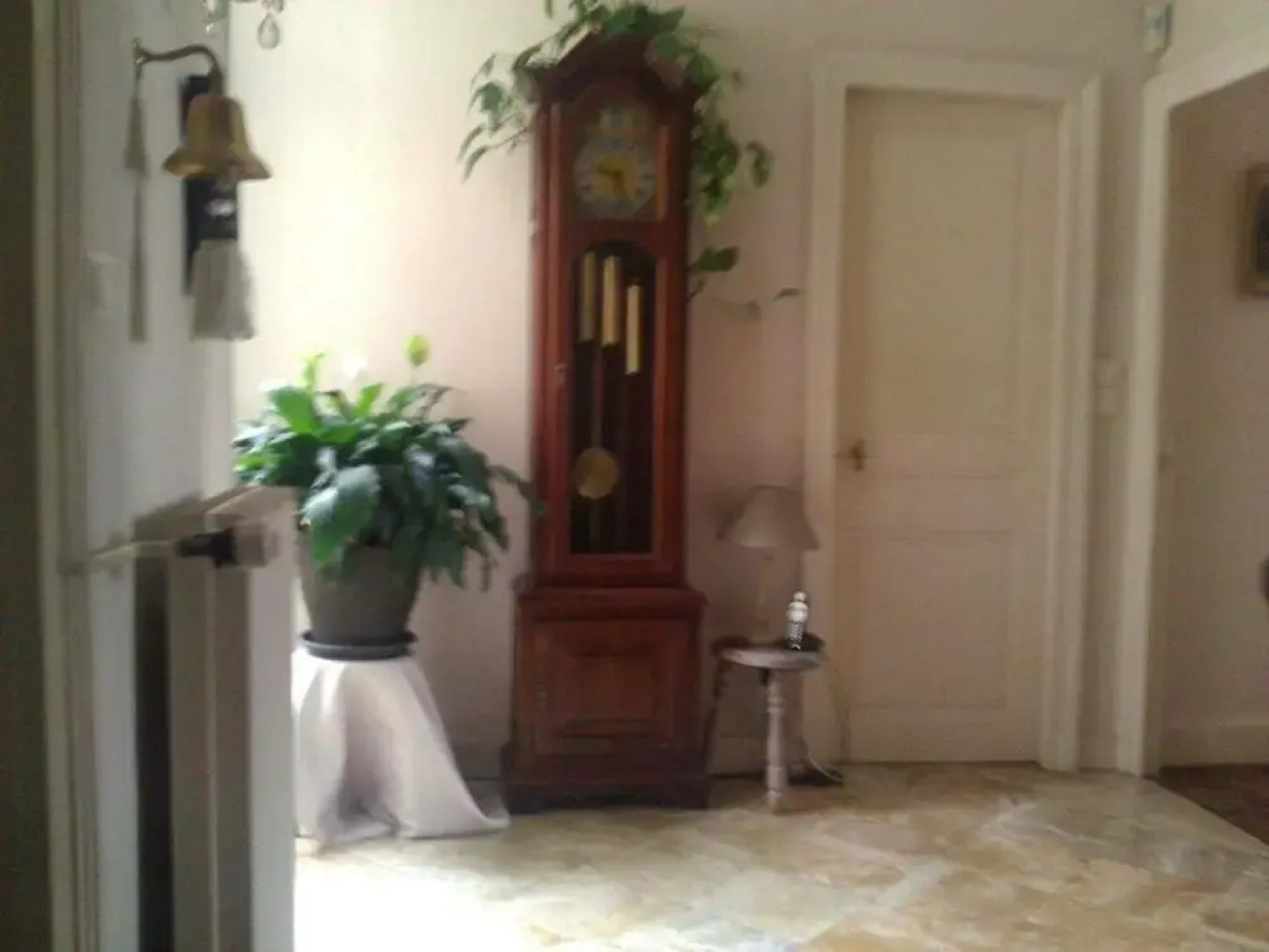 Au 16 Place Saint Louis