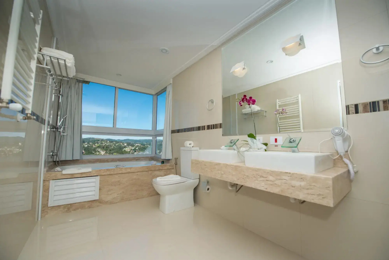 Chris Wellness Resort Hotel