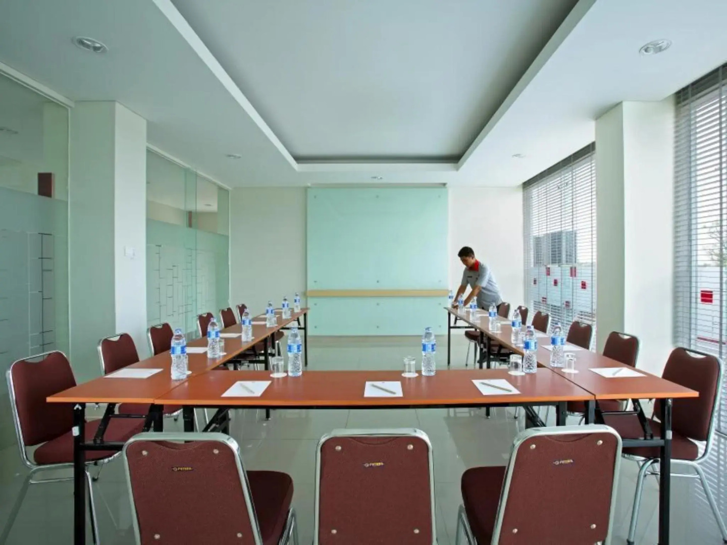 Amaris Hotel Bekasi Barat