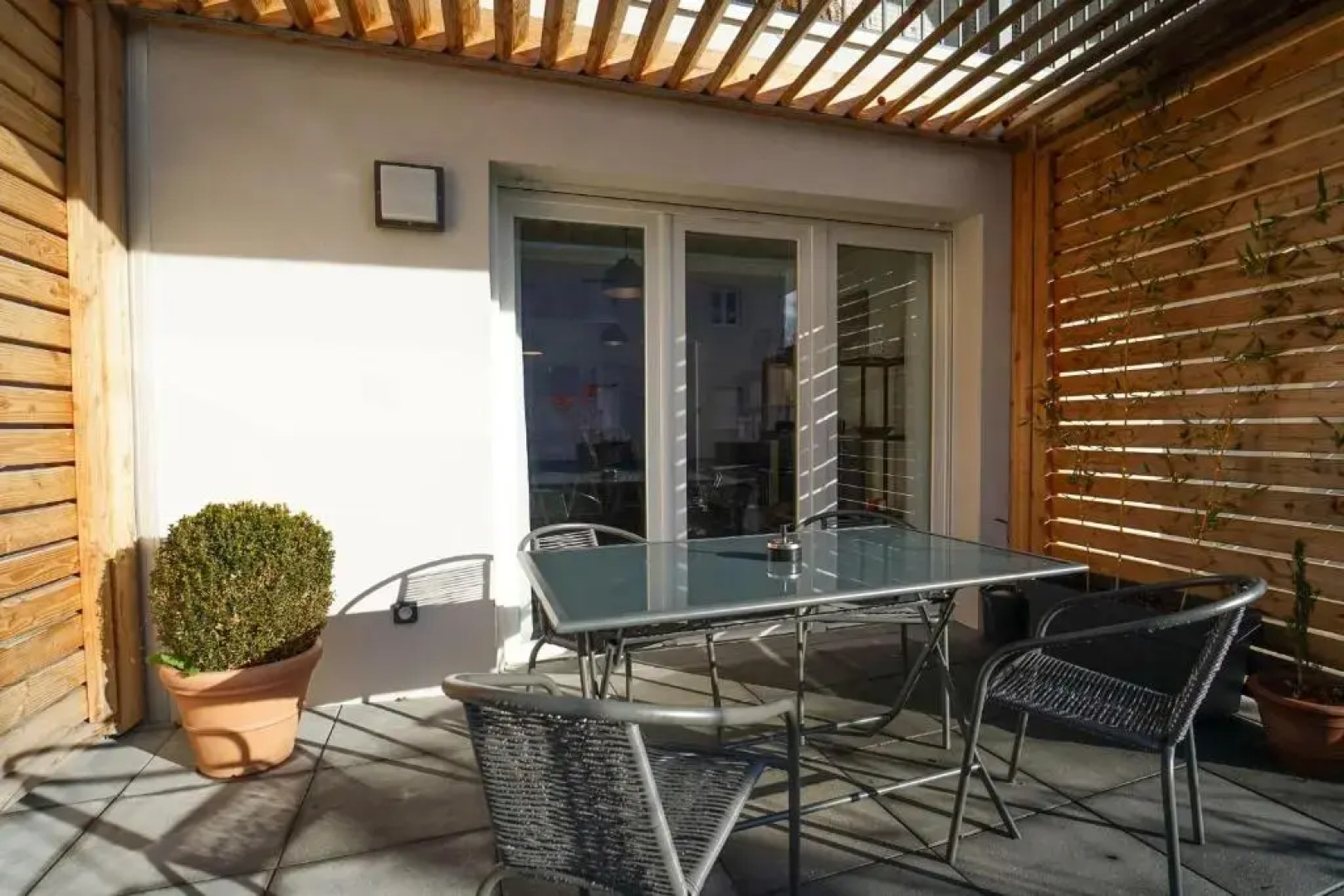 Appartement pour 4 personnes avec tennis de copropriété