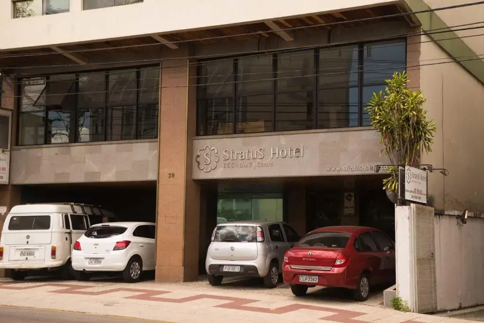 Stratus Centro Hotel