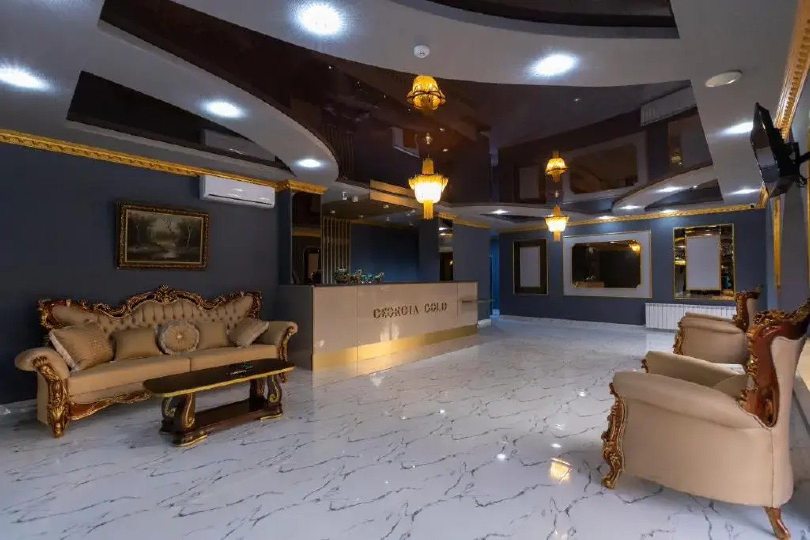 Отель Georgia Gold