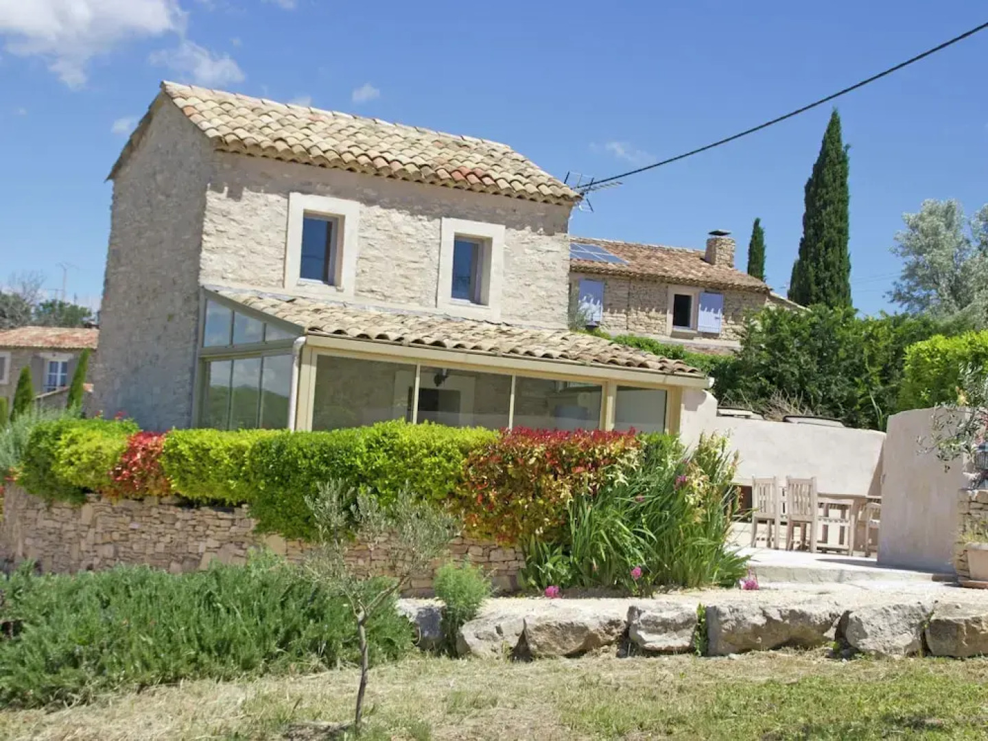 Splendid Holiday Home in Apt With Private Garden