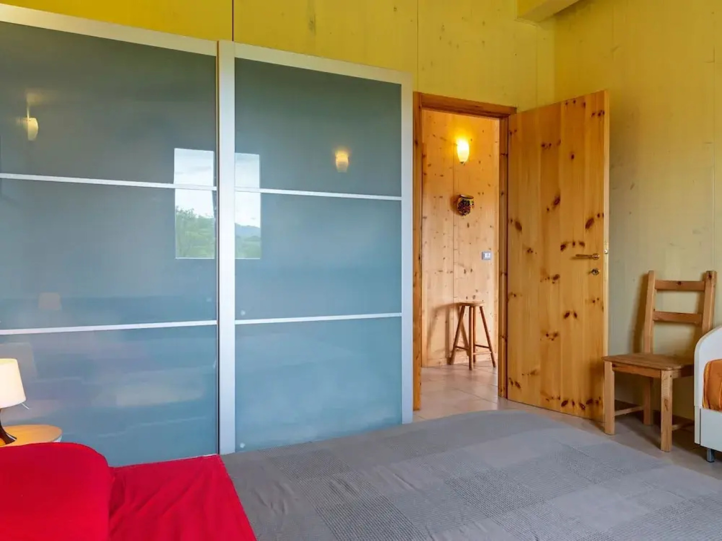 Alluring Cottage in San Ginesio with Swimming Pool