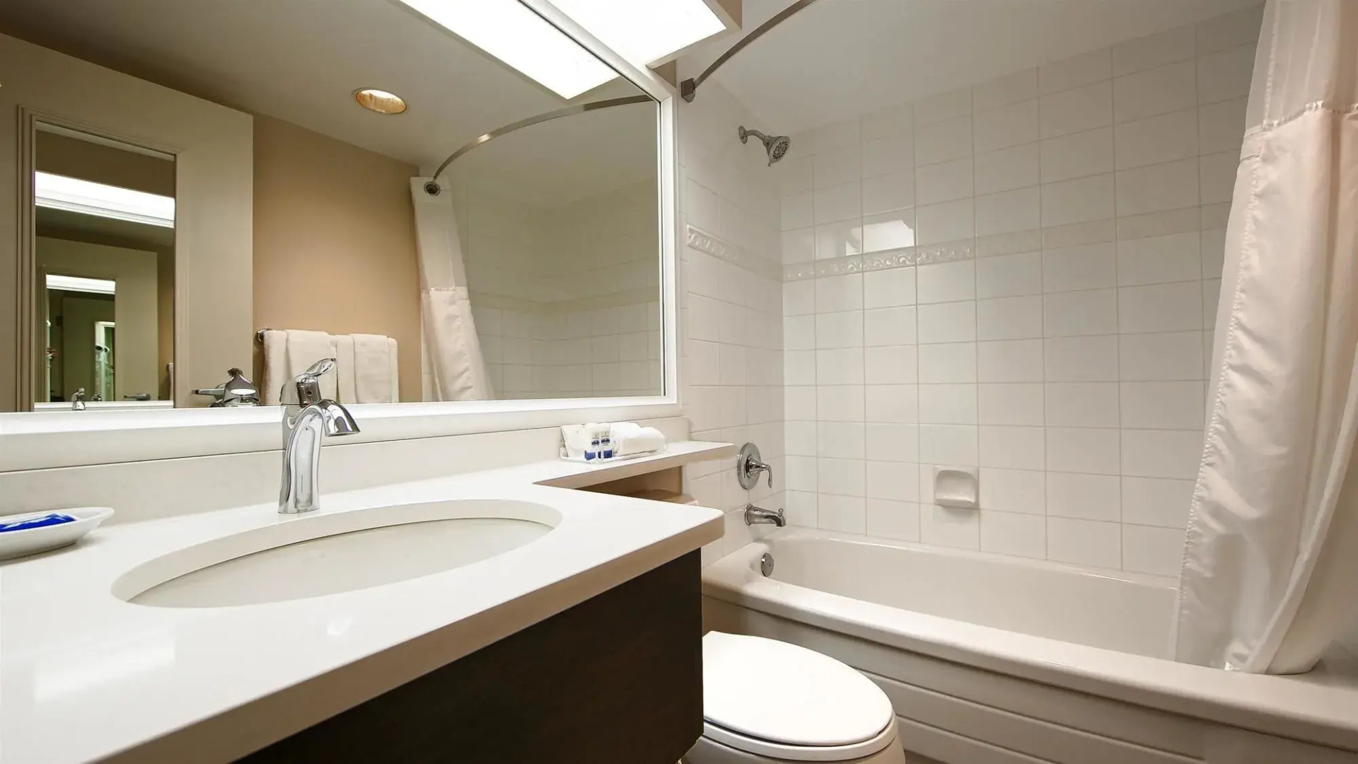 Best Western Plus Columbia River Hotel