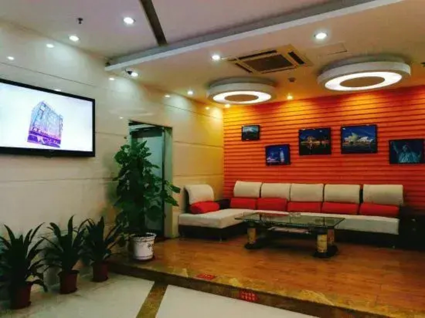 Shangke Express Hotel (Shenzhen Longgang Nanlian)