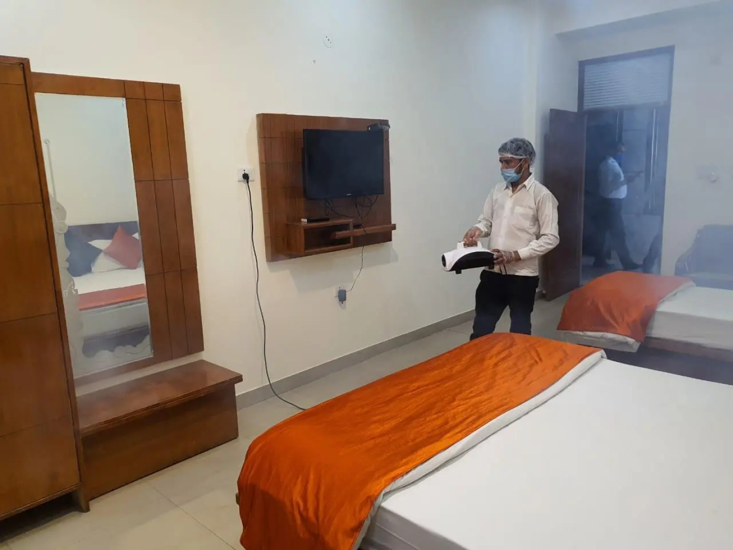 Hotel Vrindavan Garden