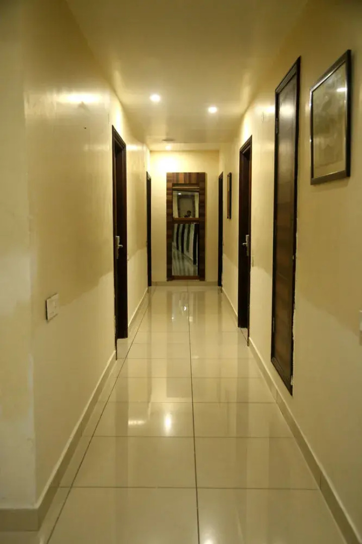 OYO 1211 Hotel Grand Horizon