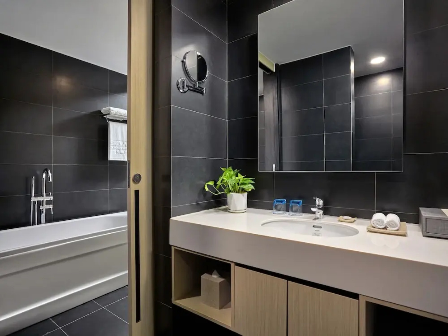 SAM Quang Binh Hotel