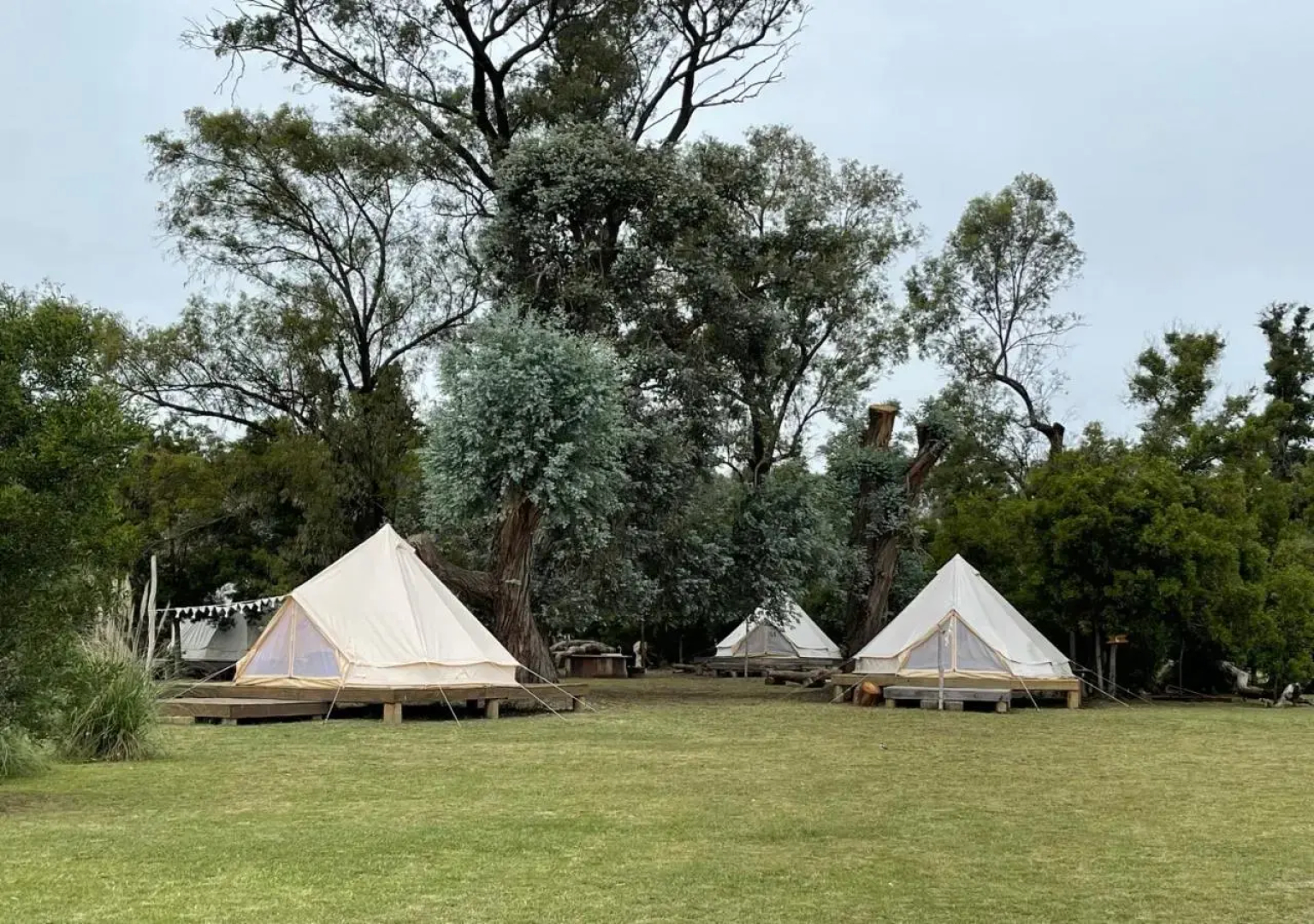 REFUGIO Natural Glamping