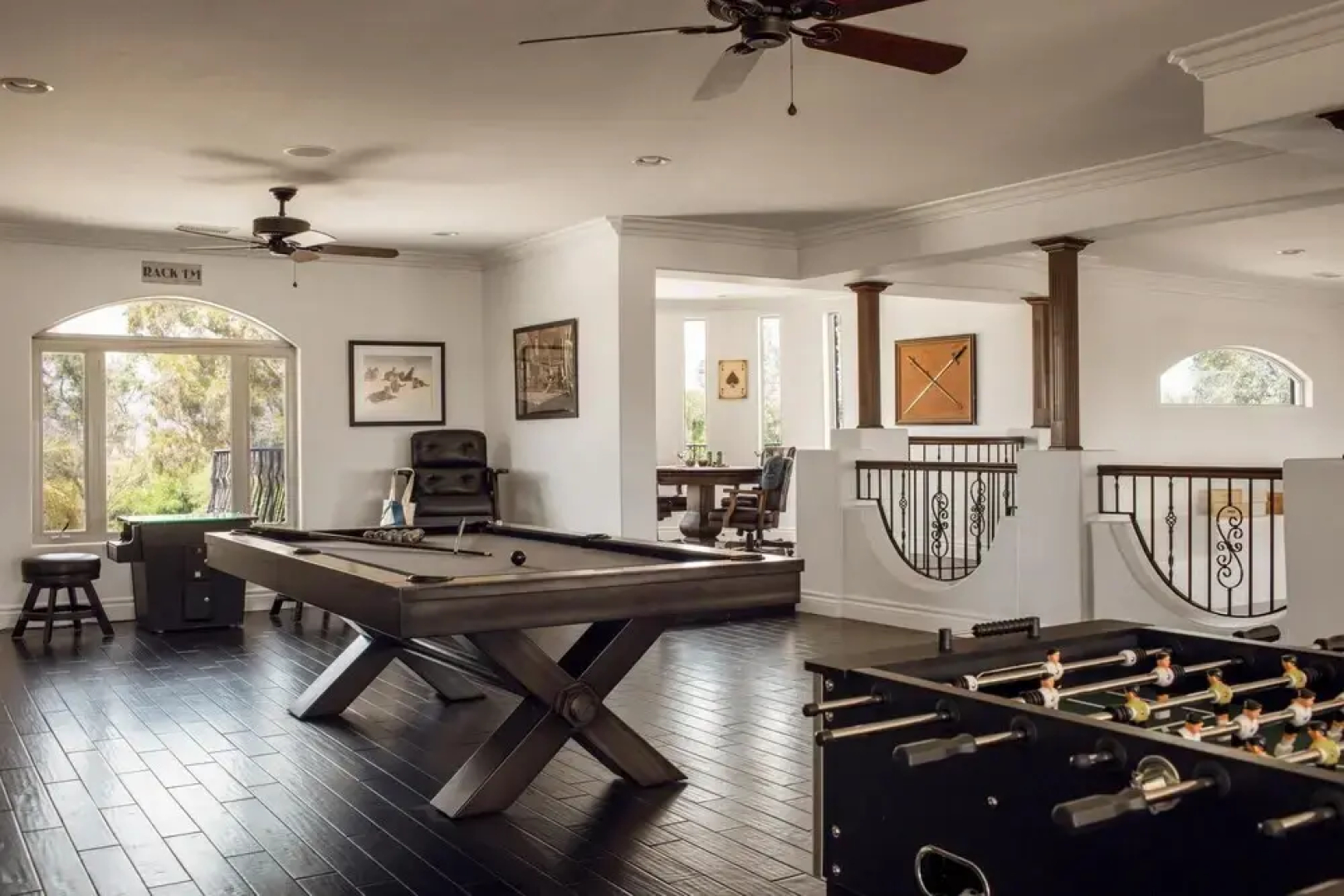 Luxury Estate Perfect for Large Groups