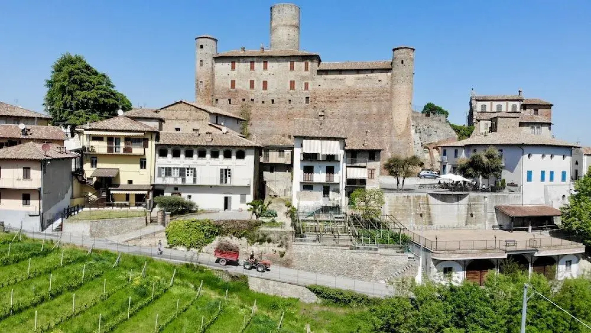 Villa Langhe in Castiglione Falletto