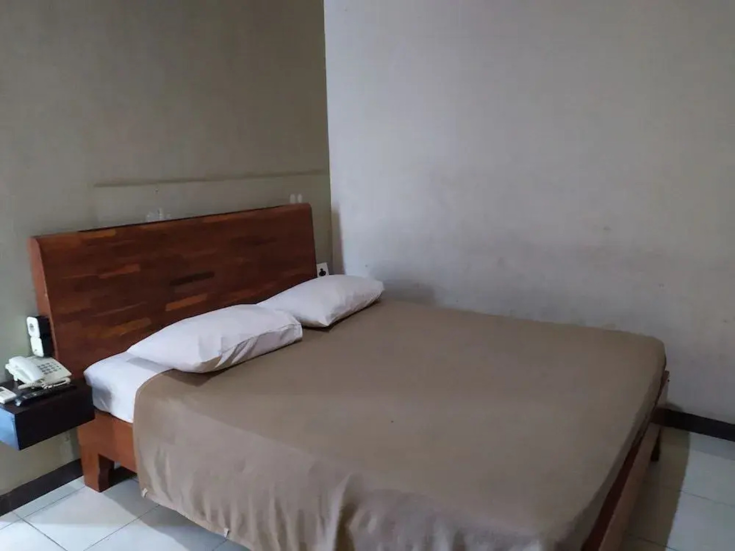 Oyo 2006 Hotel Luvio Makassar