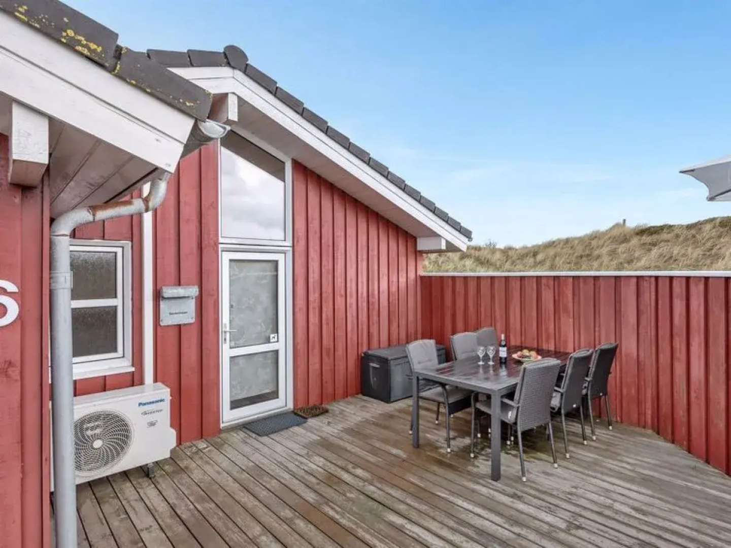 "Tanas" - 400m from the sea in NW Jutland