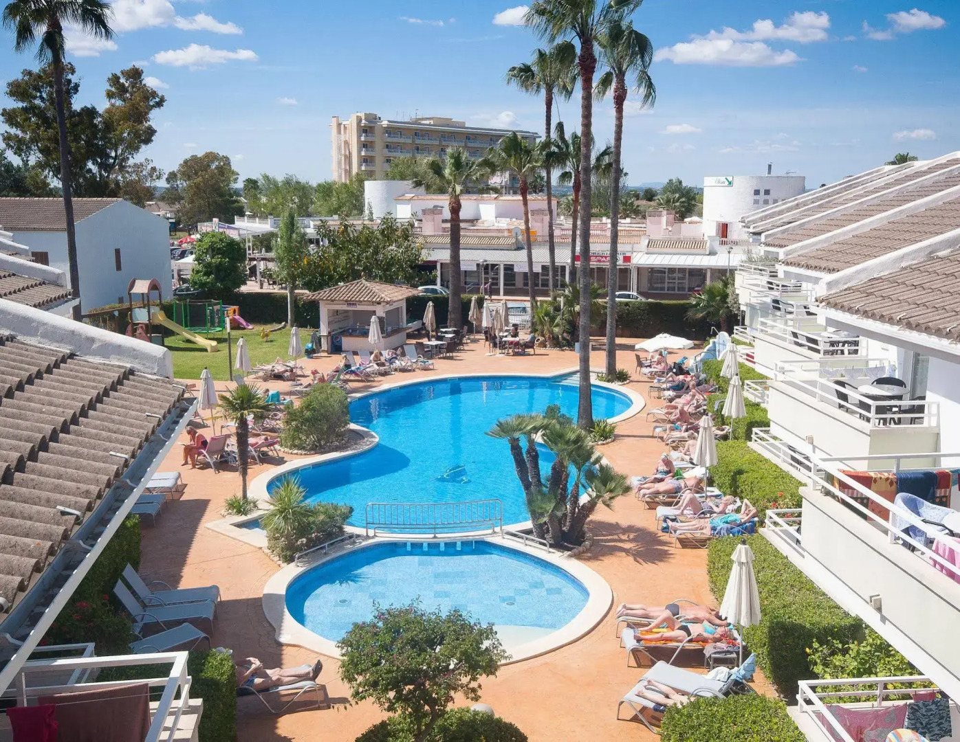 Universal Aparthotel Elisa