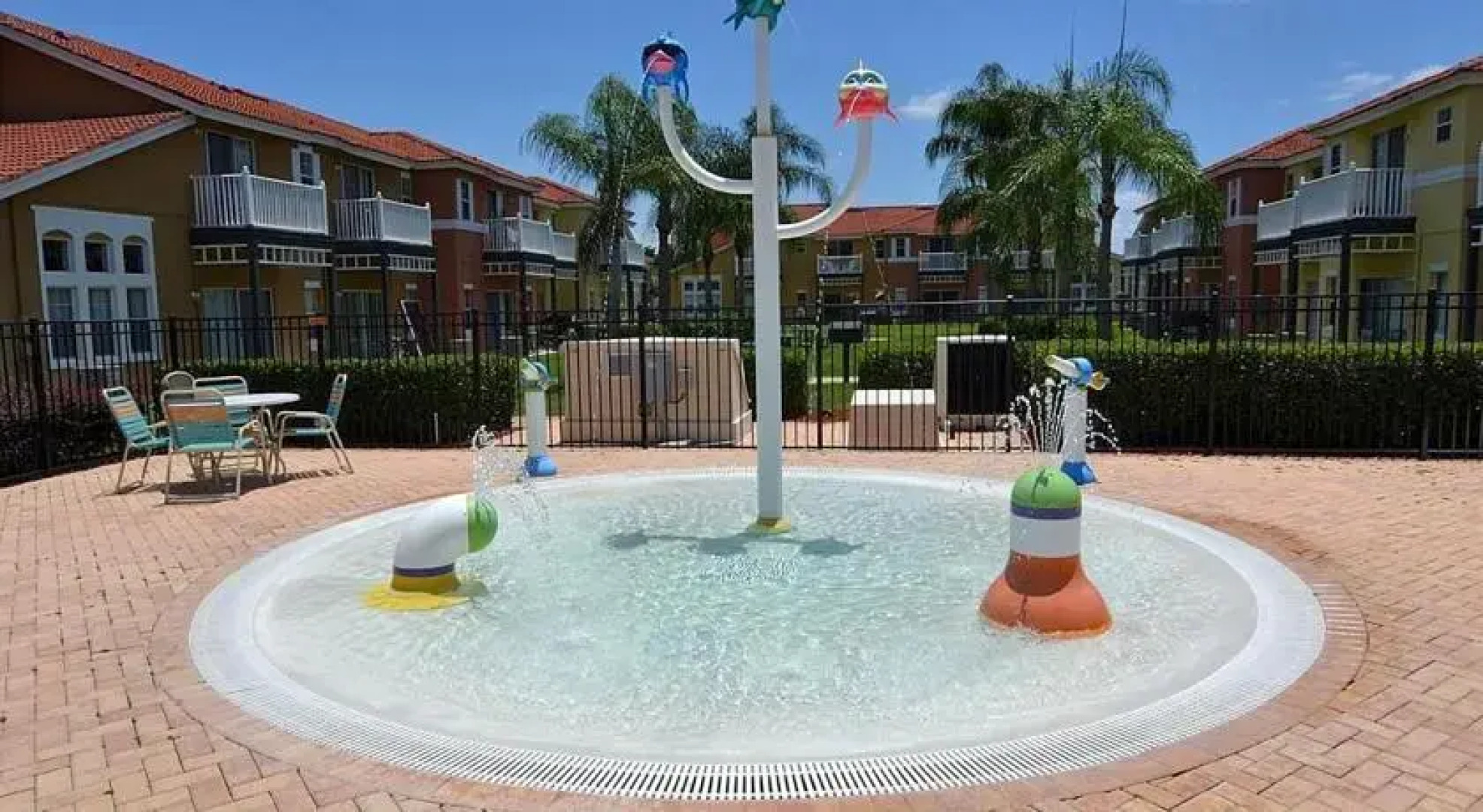 Lake View by Ellis Exclusive Villas